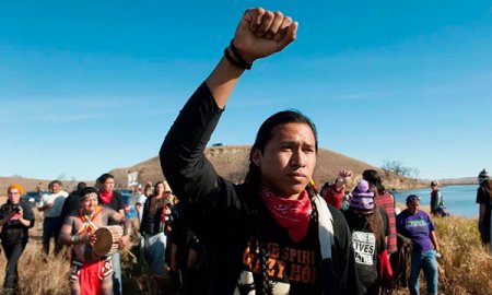 Борьба индейских коренных народов США, против нефтяных компаний
